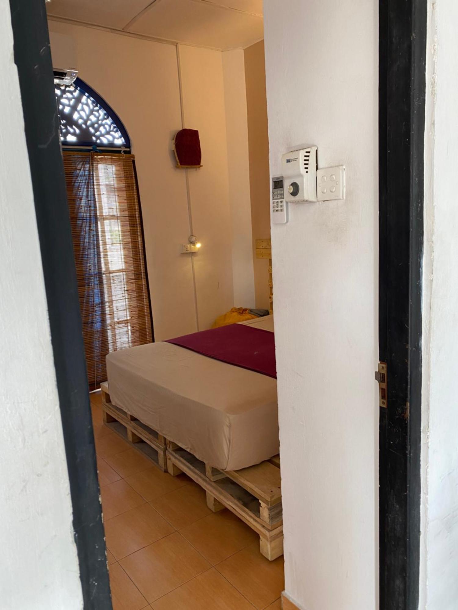 Seconds Hostel - โคลอมโบ ภายนอก รูปภาพ